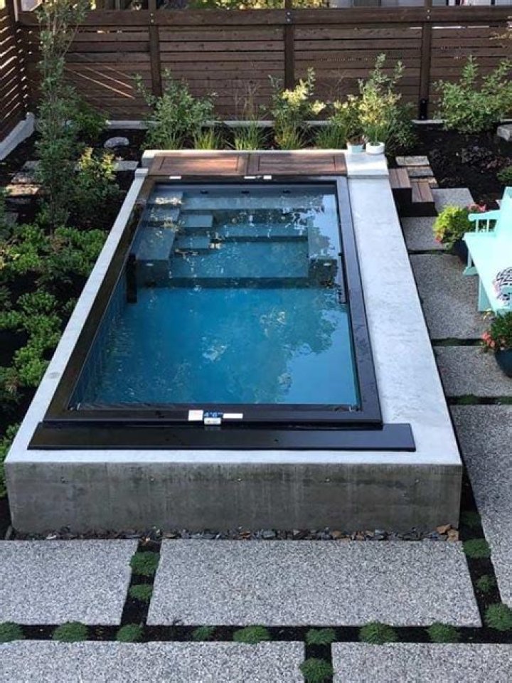 Can you bury a shipping container pool?