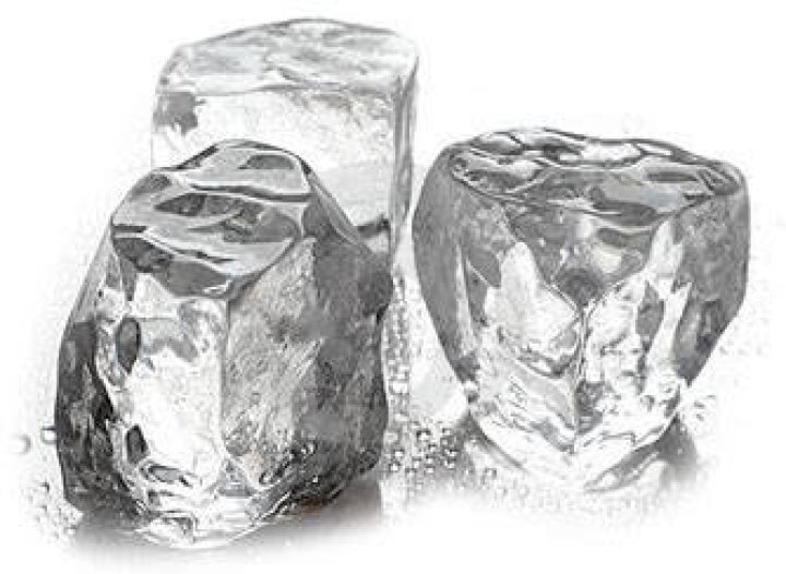 Do ice cubes sharpen disposal blades?