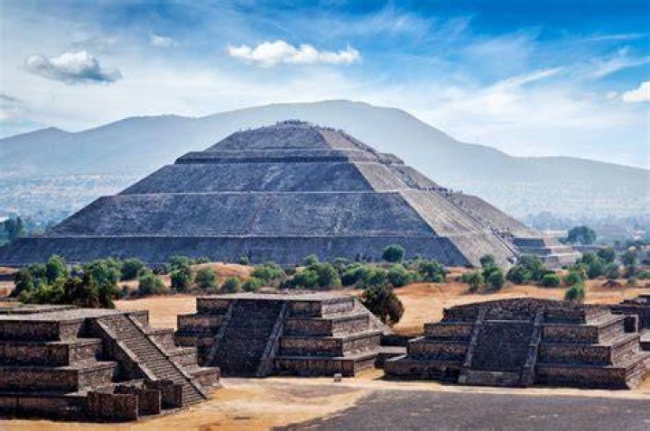 For what were the aztecs known?