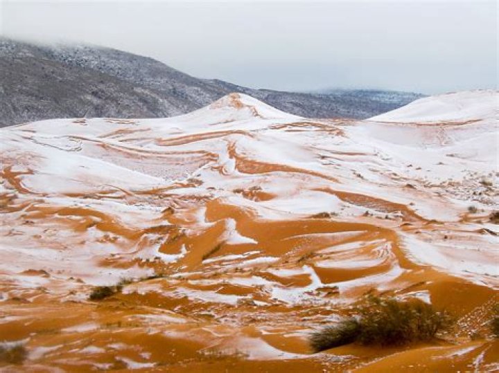 Has it ever snowed in the desert?