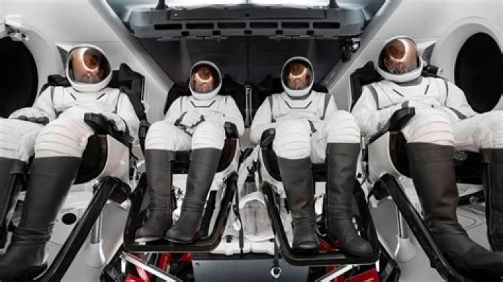 How does a spacesuit work?
