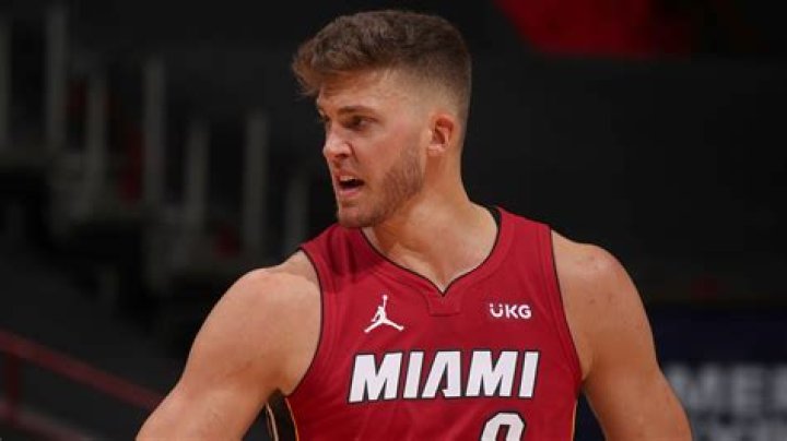 Is meyers leonard hurt?