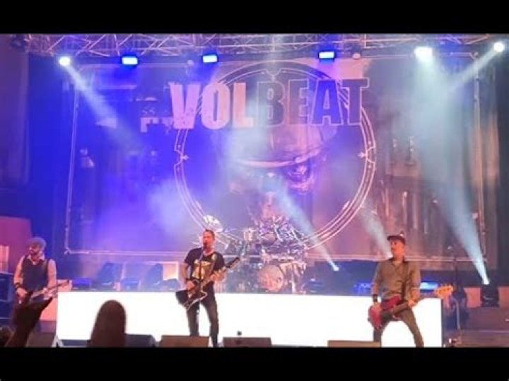 Why did volbeat walk off stage?