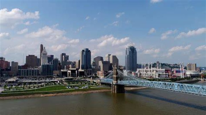 Why do cincinnatians say please?